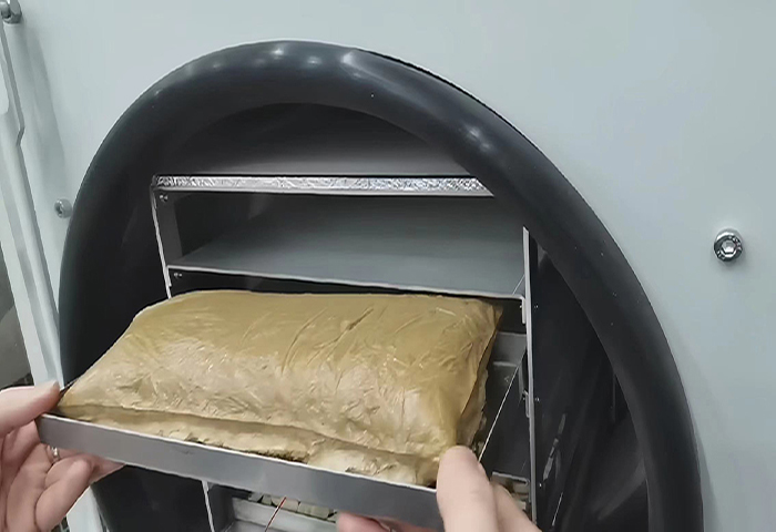 龜膠凍干：食品凍干技術(shù)應(yīng)用保健品凍干加工特點(diǎn)